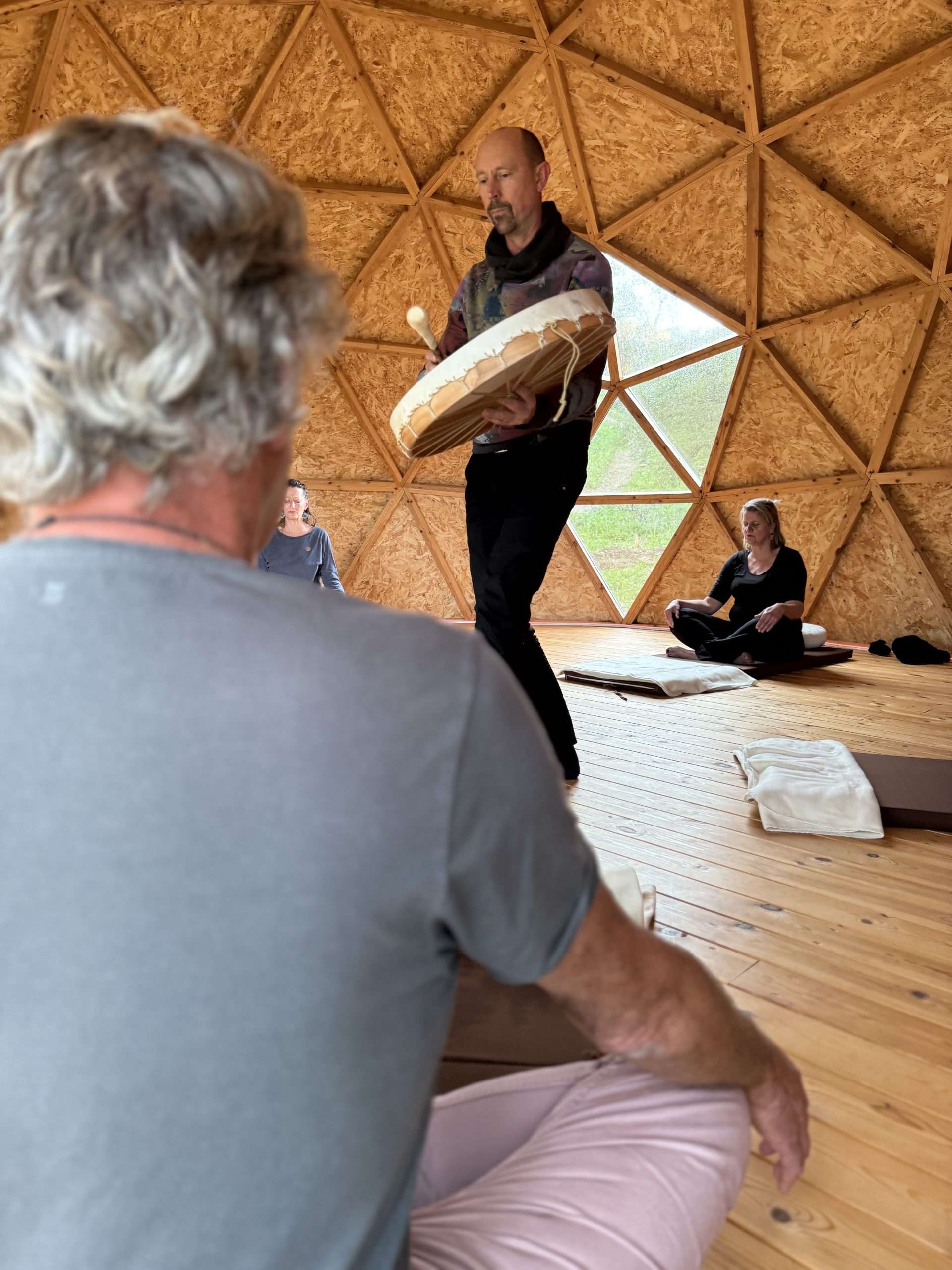 A breathwork Day retreat with Dominic Levien